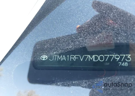 2021 Toyota Rav4 Xle Premium z USA, uszkodzony, nr VIN JTMA1RFV7MD077973